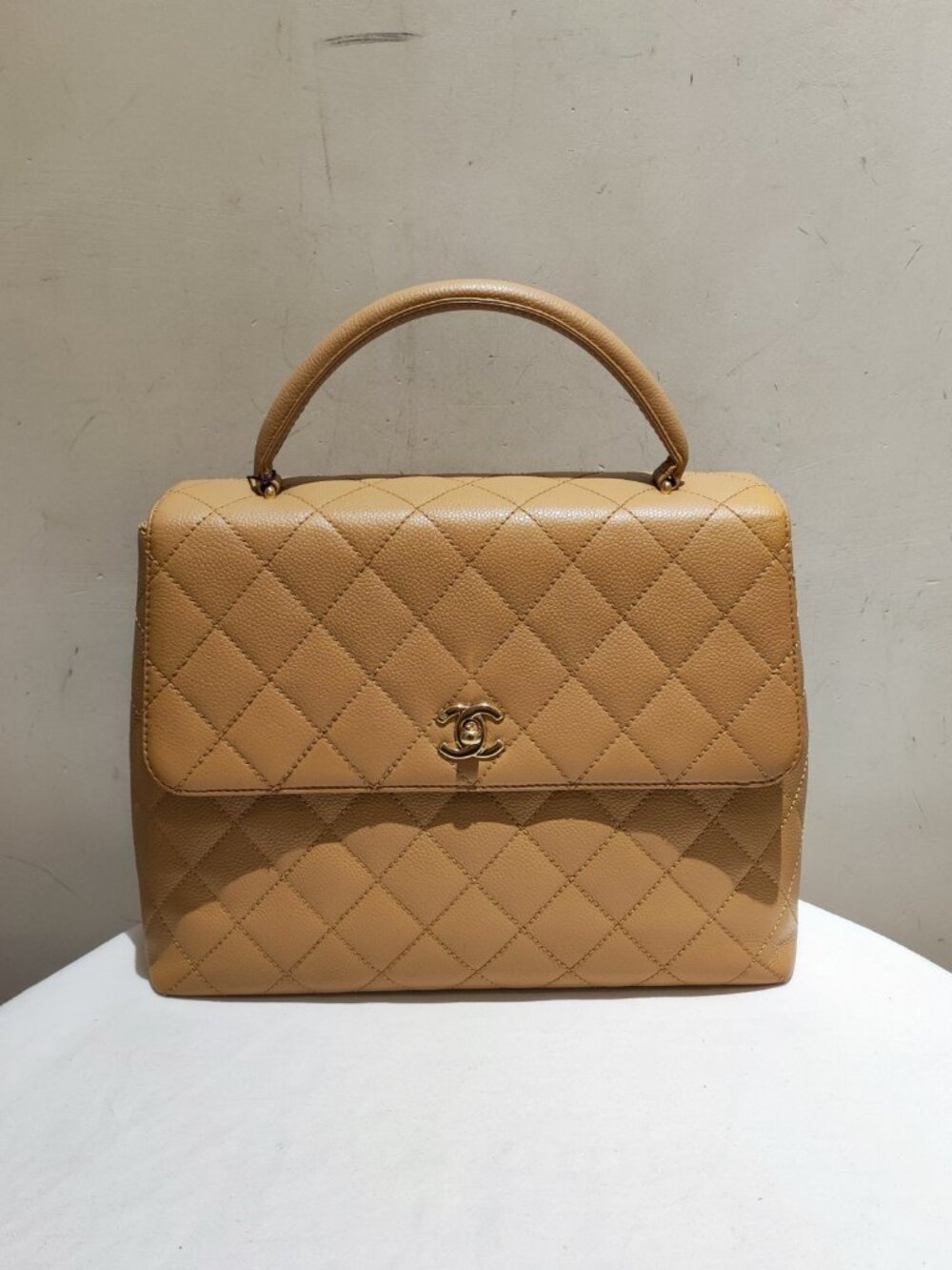 Chanel Vintage Kelly Beige Caviar Leather Handbag